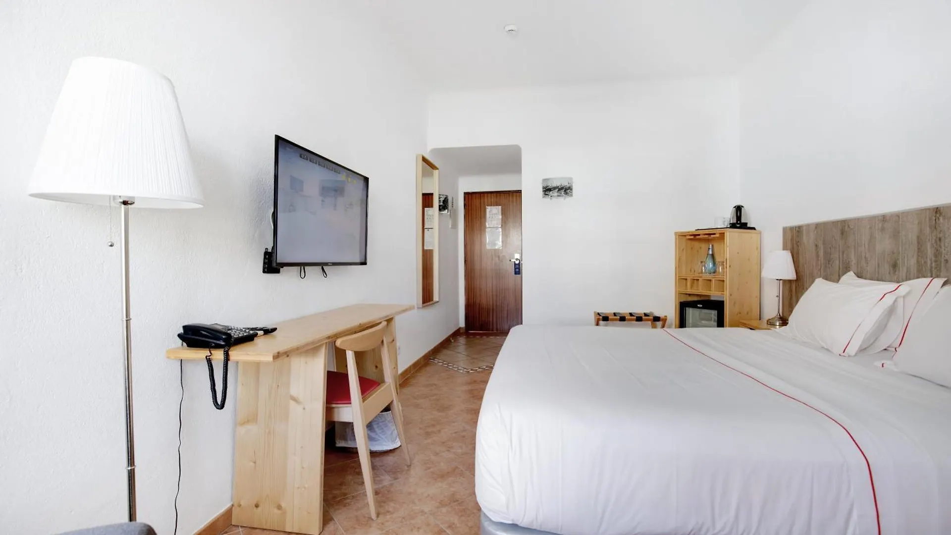 Hotel Carvoeiro Plaza  Carvoeiro (Lagoa)